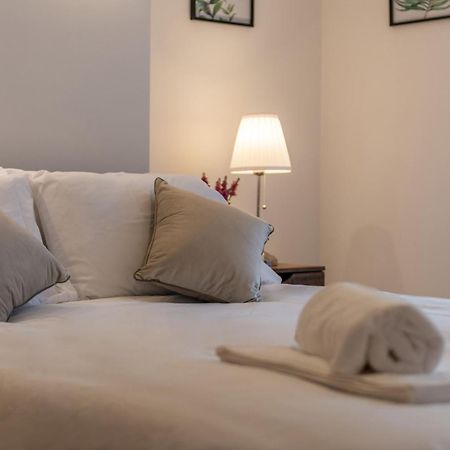 A Golden Haven Retreat In London Apartman Kültér fotó