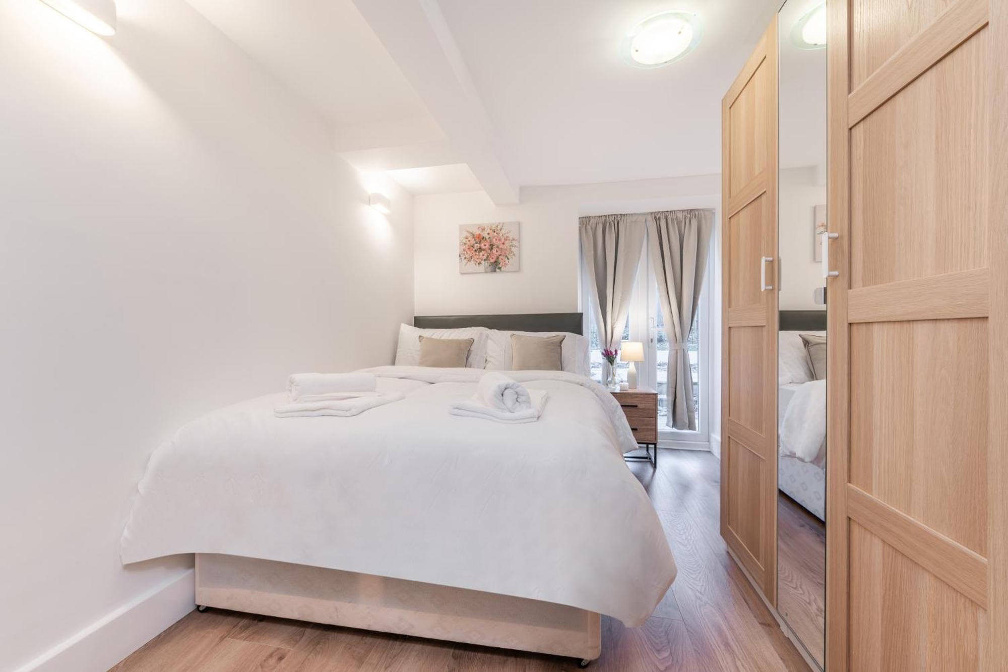 A Golden Haven Retreat In London Apartman Kültér fotó