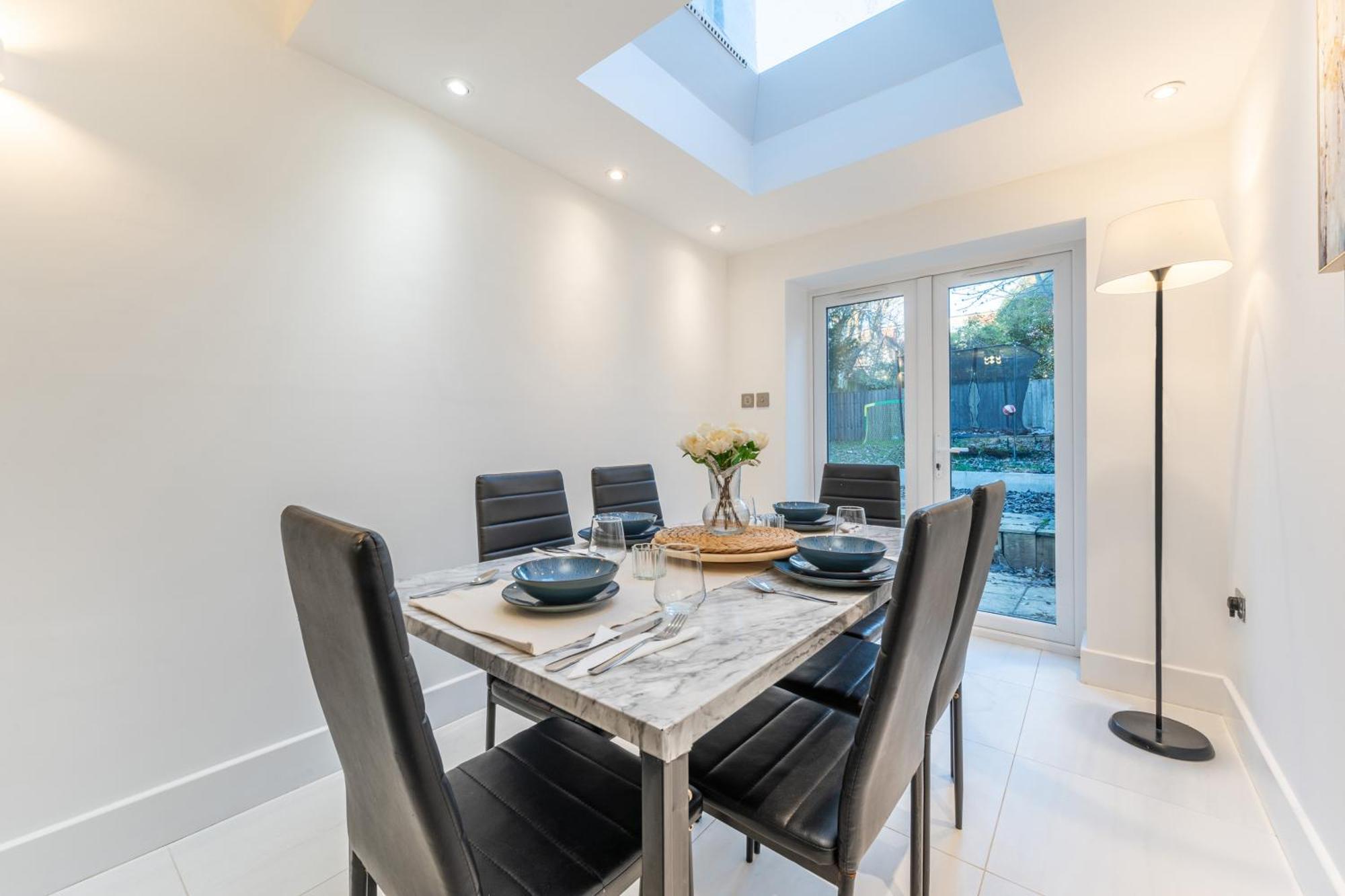 A Golden Haven Retreat In London Apartman Kültér fotó